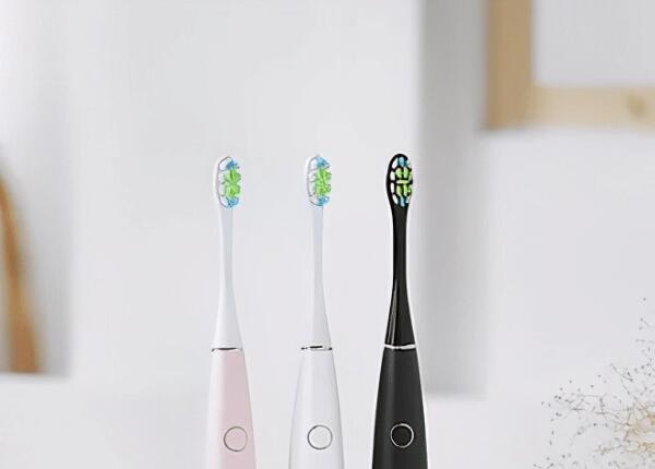 使用電動牙刷應該注意什么？科學使用電動牙刷，牢記這4要點