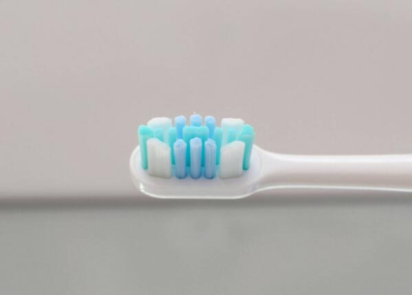 電動牙刷的刷頭如何消毒？電動牙刷頭消毒靠譜的方式介紹